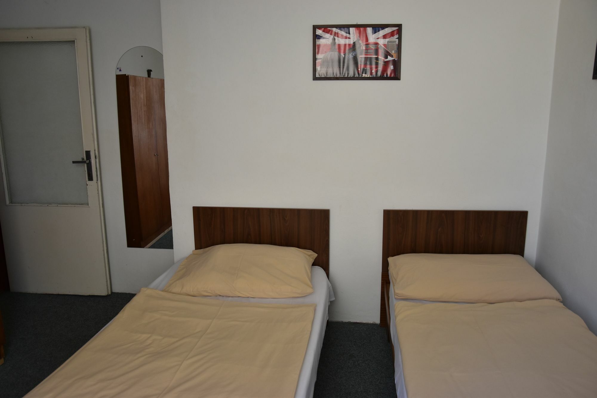 פראג Hotel Alexander מראה חיצוני תמונה