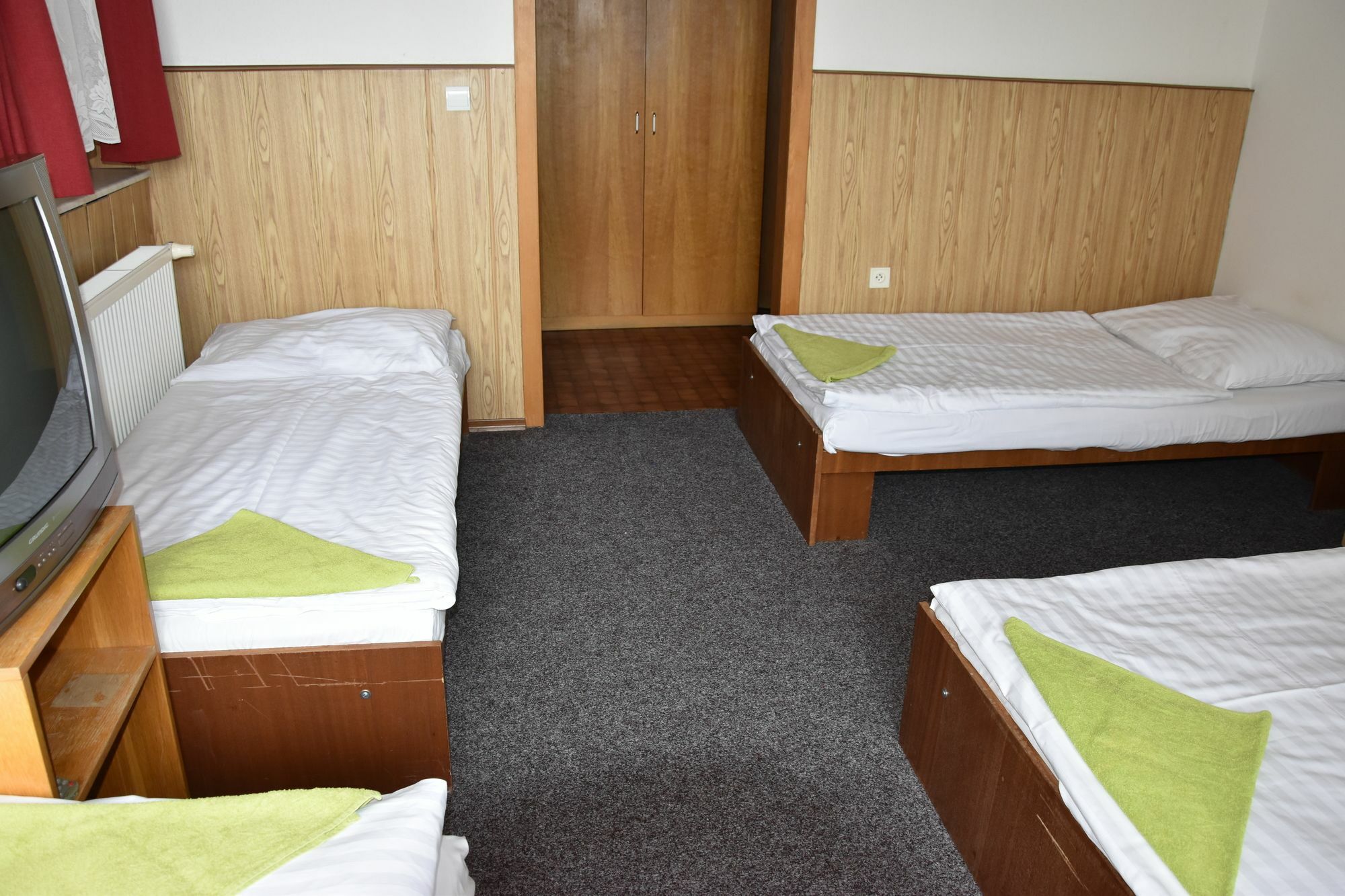 פראג Hotel Alexander מראה חיצוני תמונה