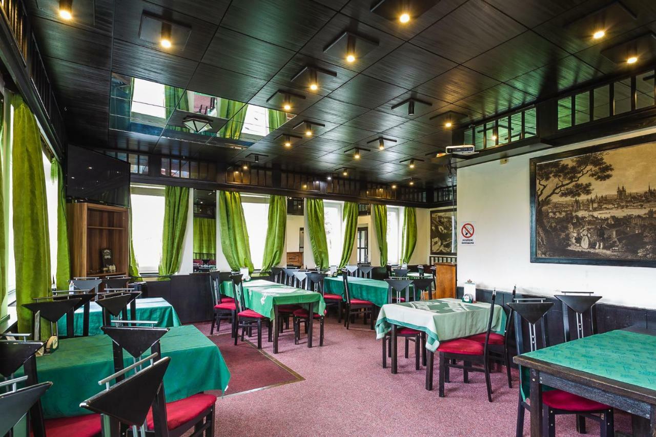 פראג Hotel Alexander מראה חיצוני תמונה