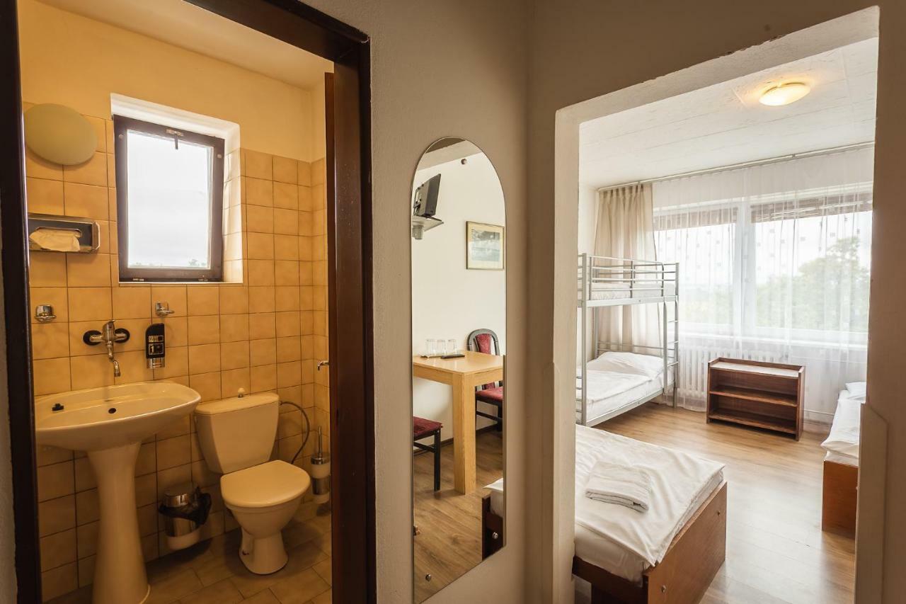 פראג Hotel Alexander מראה חיצוני תמונה