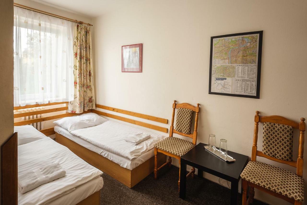 פראג Hotel Alexander מראה חיצוני תמונה